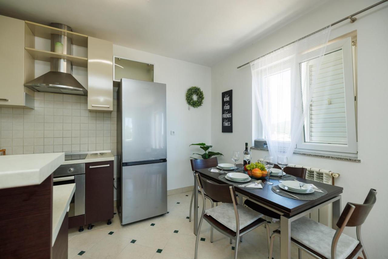 Apartman La Vista E' Bella Kornić Exterior foto